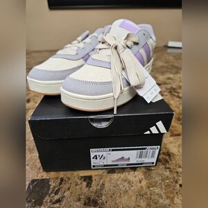 Adidas Lilac Breakbase J sneakers